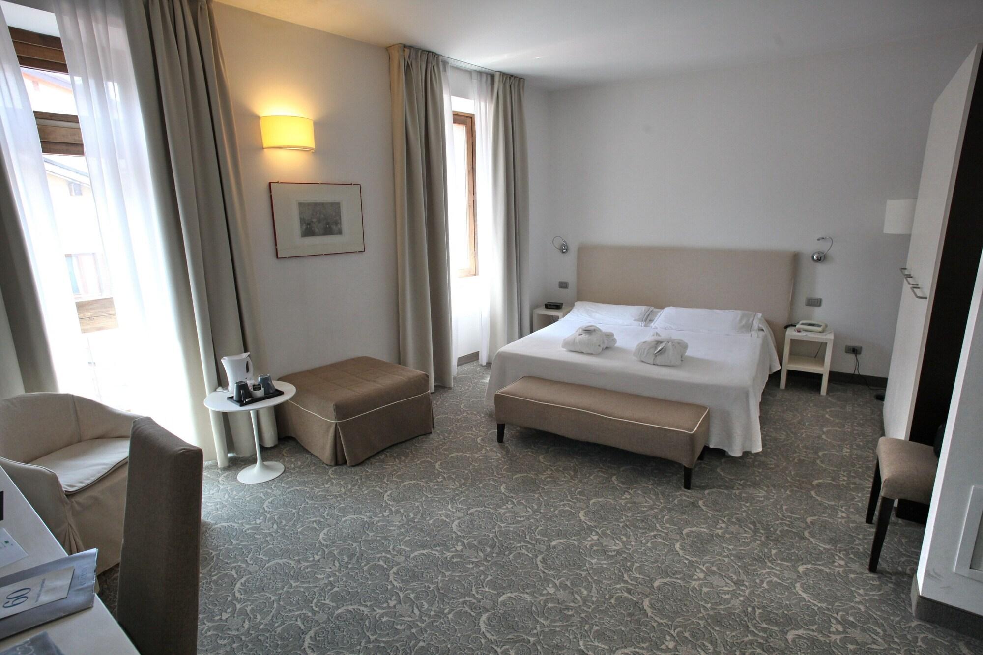 Albergo Accademia Тренто Экстерьер фото