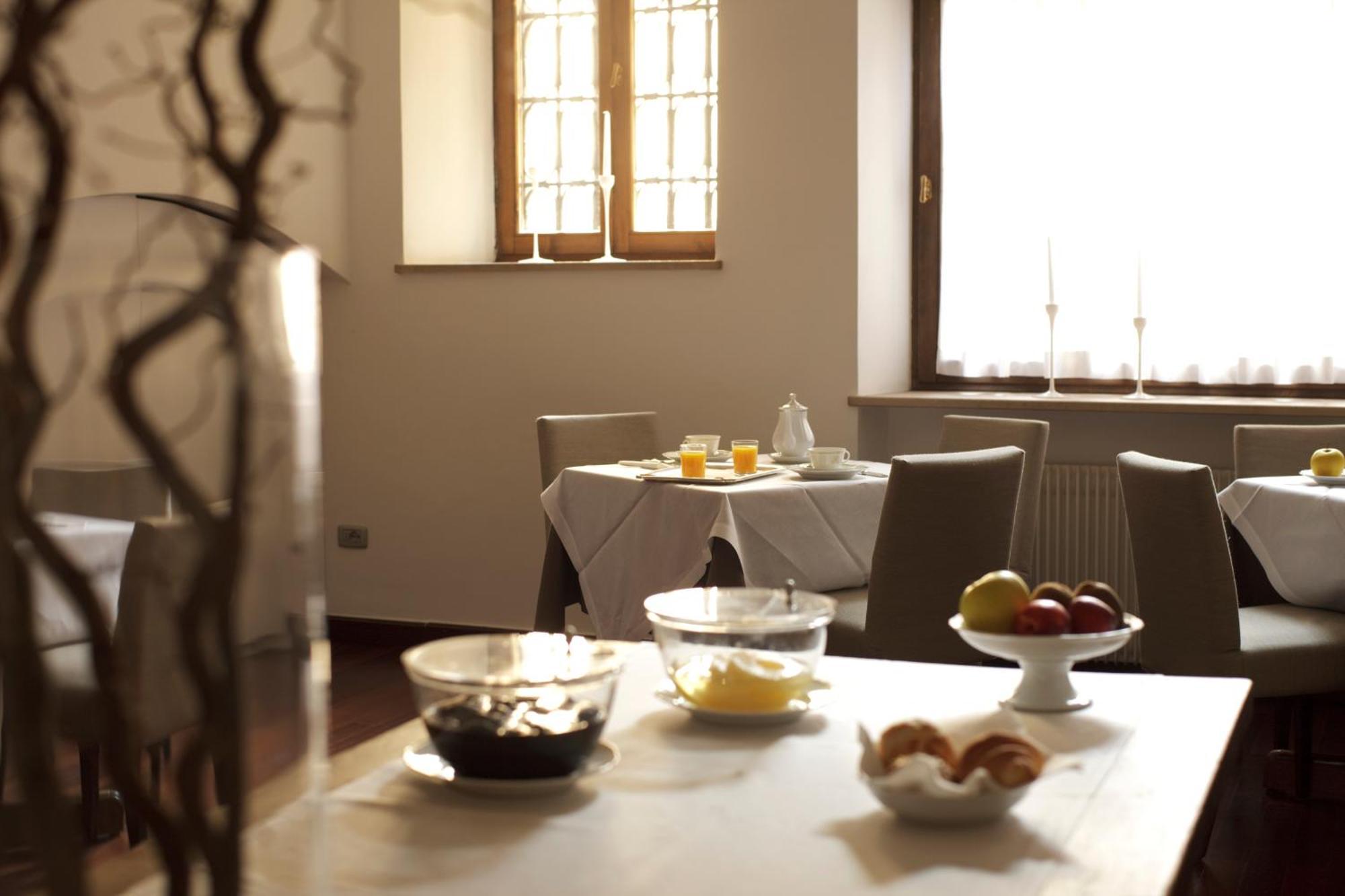 Albergo Accademia Тренто Экстерьер фото