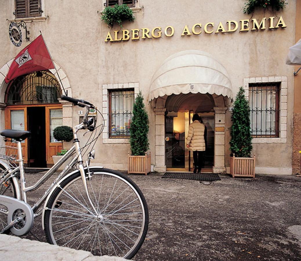 Albergo Accademia Тренто Экстерьер фото