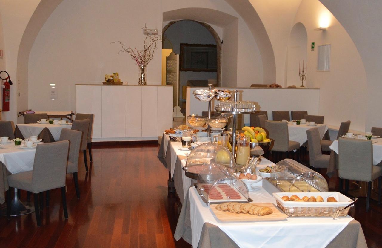 Albergo Accademia Тренто Экстерьер фото